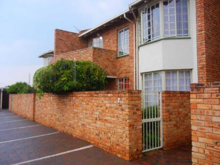 2 Bedroom Townhouse in New Redruth