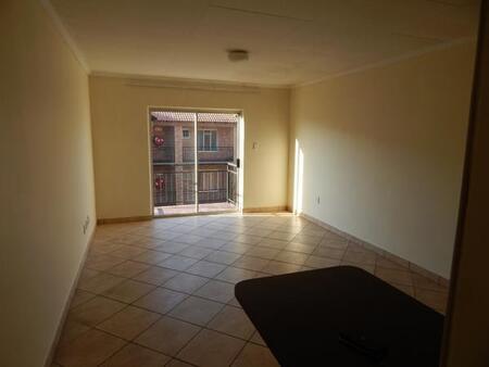 2 Bedroom Flat in Summerfield Estate