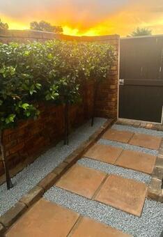 2 Bedroom Townhouse in Rooihuiskraal North