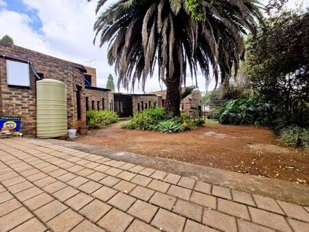 6 Bedroom House in Wierda Park