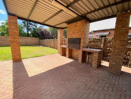 3 Bedroom House in Wierda Park