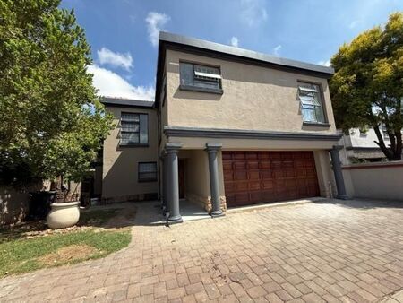 3 Bedroom House in Highveld