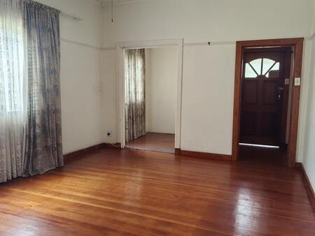 5 Bedroom House in Vincent