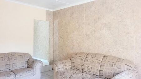 1 Bedroom House in Amalinda