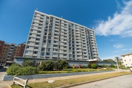 2 Bedroom Apartment in Summerstrand