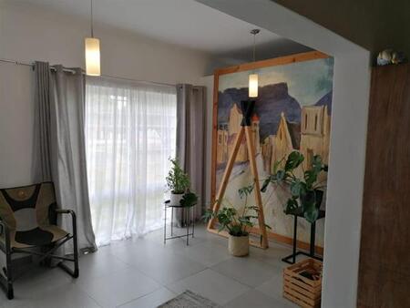 4 Bedroom House in Middedorp