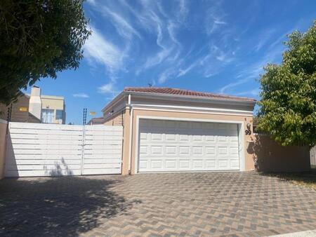 3 Bedroom House in Parklands