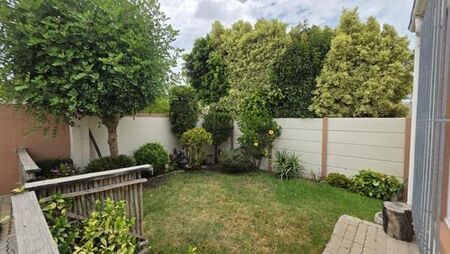 2 Bedroom House in Sunningdale