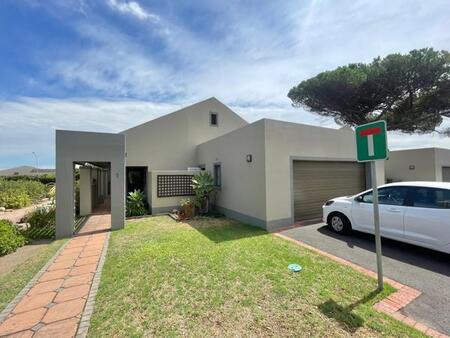 2 Bedroom Townhouse in Baronetcy Estate