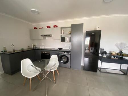2 Bedroom Apartment in Burgundy Estate