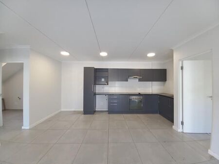 2 Bedroom Apartment in Burgundy Estate