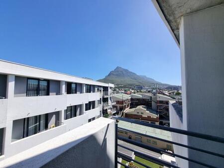 Studio apartment in Observatory