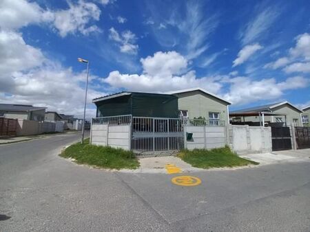 2 Bedroom House in Blue Downs