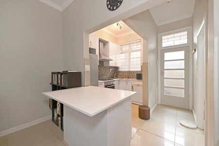 1 Bedroom Apartment in Sea Point