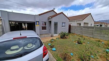 2 Bedroom House in Broadlands