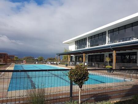 2 Bedroom Apartment in De Velde