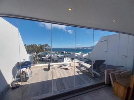 4 Bedroom Apartment in Gordons Bay Central