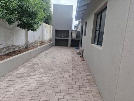 2 Bedroom Townhouse in Keidebees