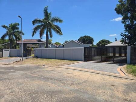 2 Bedroom House in Arboretum