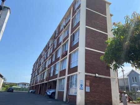 2 Bedroom Apartment in Berea West