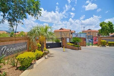 2 Bedroom Apartment in Honeydew