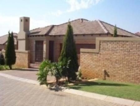 3 Bedroom Cluster in Pinehaven