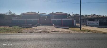 1 Bedroom Apartment in Soshanguve