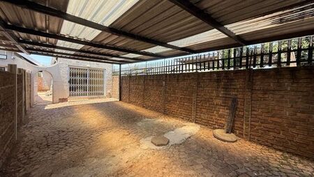 1 Bedroom cottage to rent in Highway Gardens, Germiston