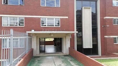 2 Bedroom apartment to rent in Bluff, Durban
