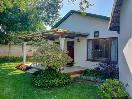 2 Bedroom House in Forest Hills