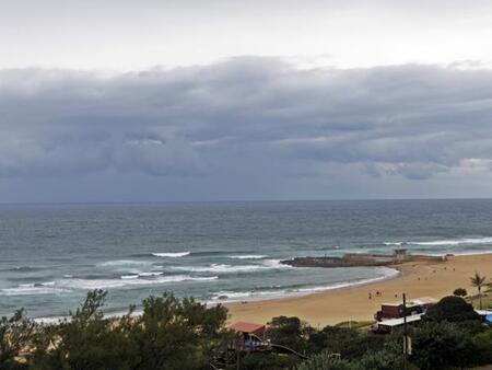 2 Bedroom Apartment in Amanzimtoti