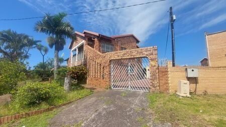 6 Bedroom House in Merebank