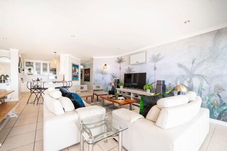 4 Bedroom Apartment in Simbithi Estate