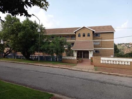 3 Bedroom Apartment in Kloofendal