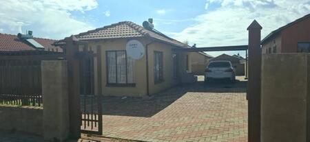 3 Bedroom House in Soshanguve