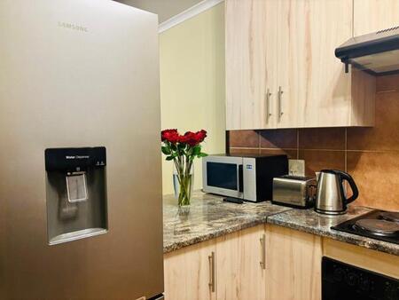 2 Bedroom Apartment in Mooikloof Ridge