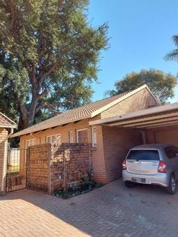 3 Bedroom Townhouse in La Montagne