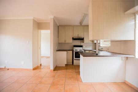 1 Bedroom Apartment in Rietvalleirand