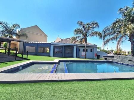 2 Bedroom Apartment in Erasmuskloof