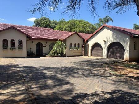 3 Bedroom House in Garsfontein