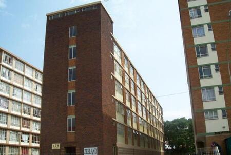 1 Bedroom Apartment in Sunnyside