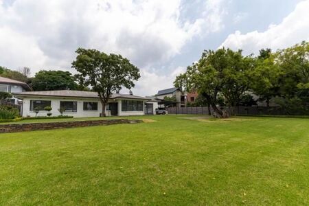 3 Bedroom House in Menlo Park