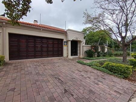 4 Bedroom House in Nieuw Muckleneuk