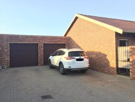 3 Bedroom Townhouse in Montana