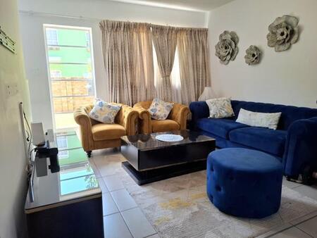 2 Bedroom Townhouse in Theresapark