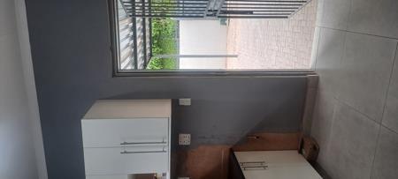 Bachelor apartment in Capital Park