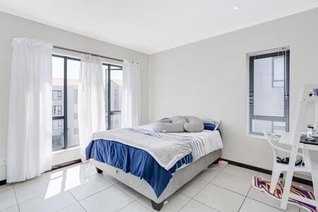 2 Bedroom Apartment in Fourways