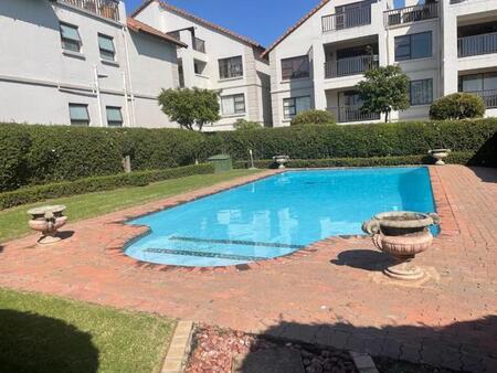 2 Bedroom Apartment in Sunninghill