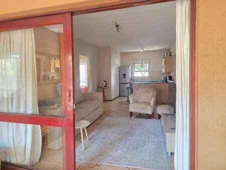 2 Bedroom Apartment in Douglasdale