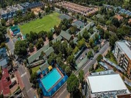 4 Bedroom House in Bryanston